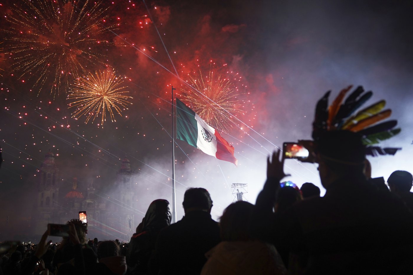 A female president leads Mexican independence celebrations for the first time | iNFOnews.ca