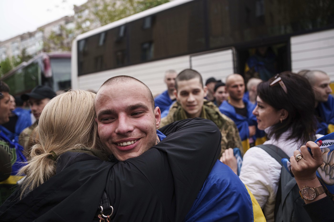 PHOTO COLLECTION: Russia Ukraine POW Exchange | iNFOnews.ca PHOTO COLLECTION: Russia Ukraine POW Exchange | iNFOnews.ca