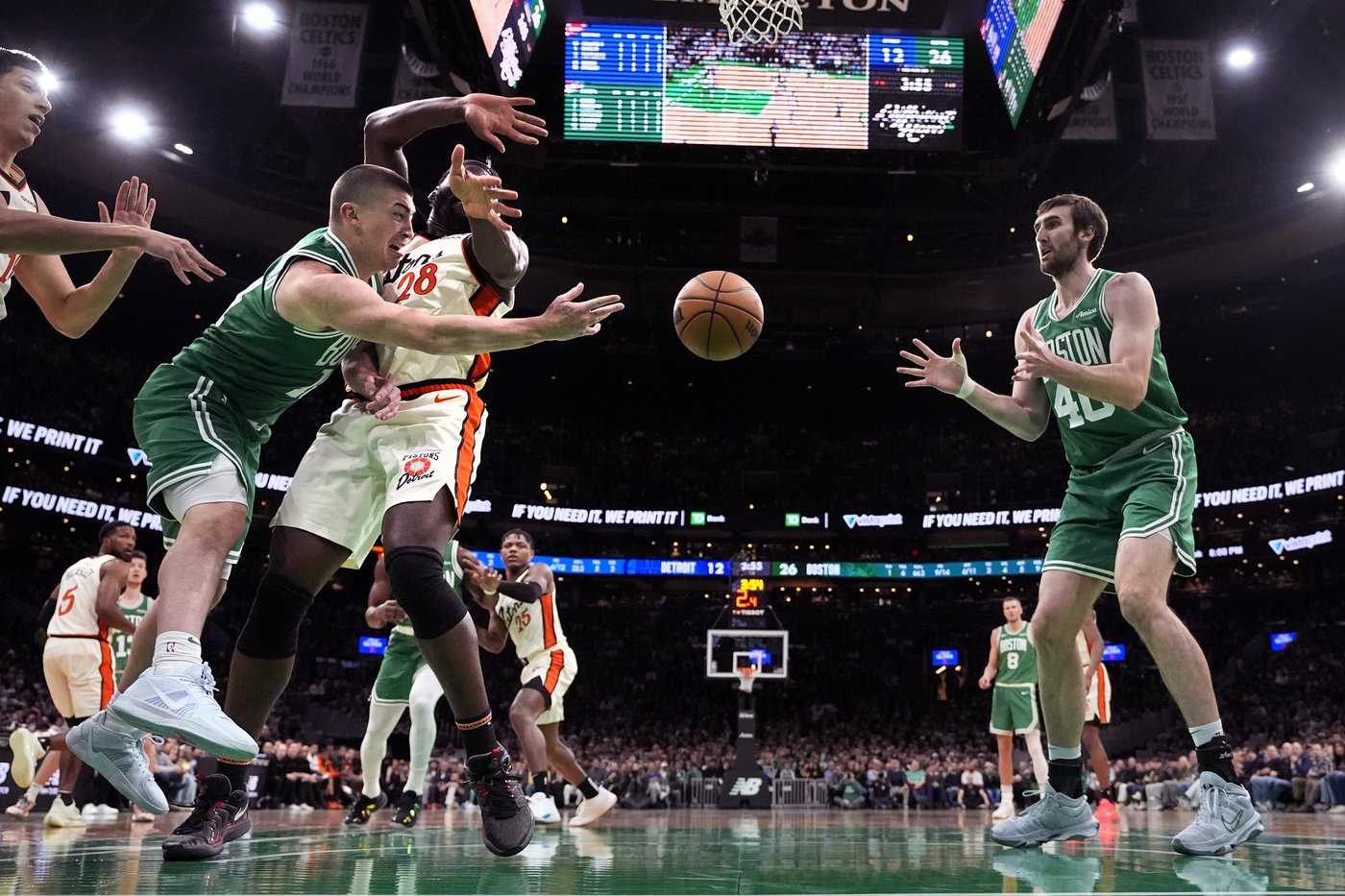 Celtics withstand 3-point spree to beat the Pistons 130-120 | iNFOnews.ca
