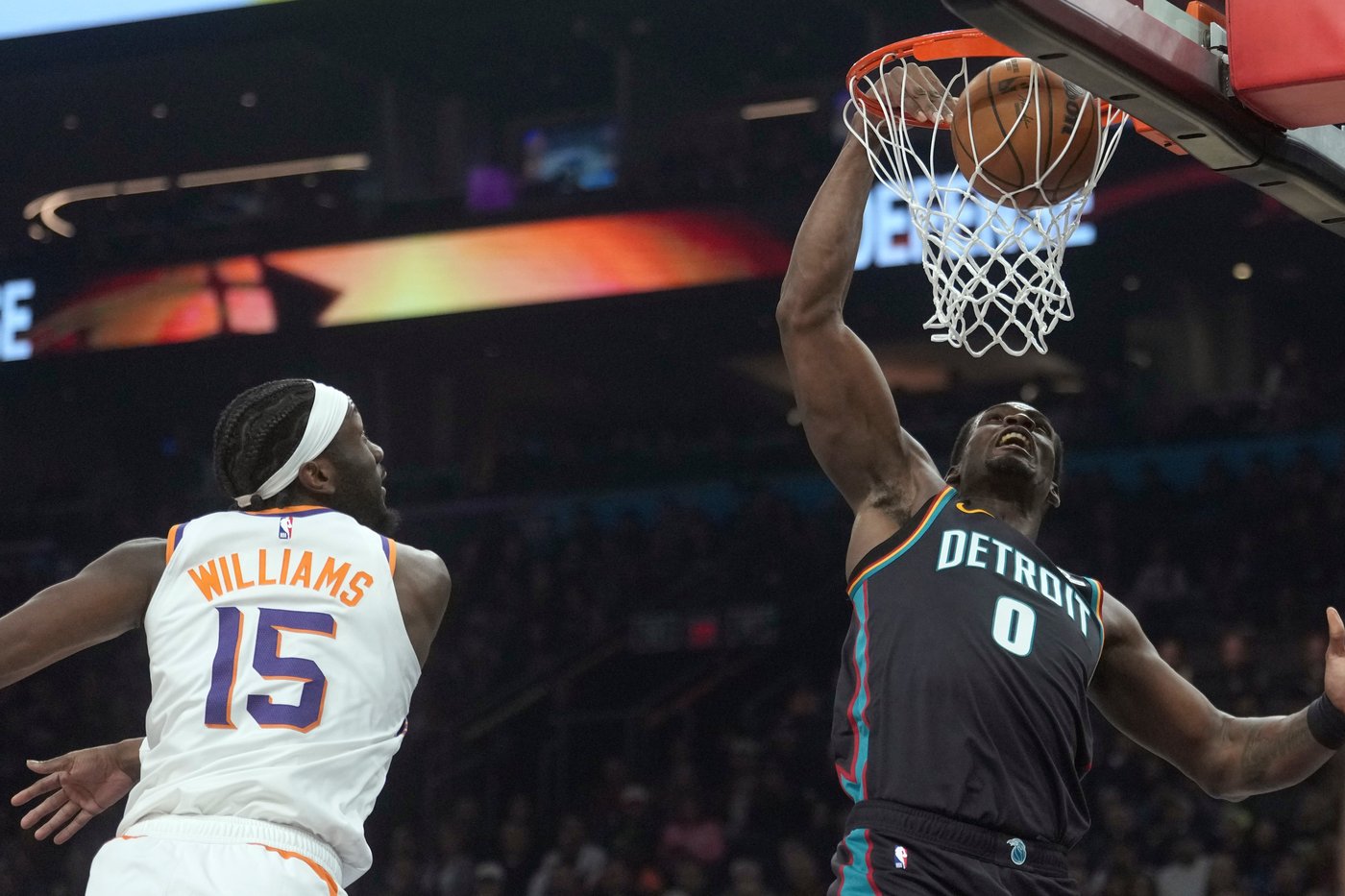 Dillon Brooks scores career-high 40 on his own T-shirt night, leading Suns past Pistons 114-96 | iNFOnews.ca