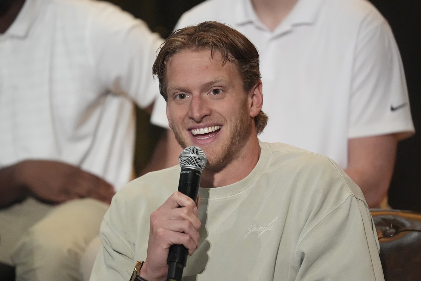 On eve of CFP title game, some college players ask, What would it would look like to be employees? | iNFOnews.ca On eve of CFP title game, some college players ask, What would it would look like to be employees? | iNFOnews.ca