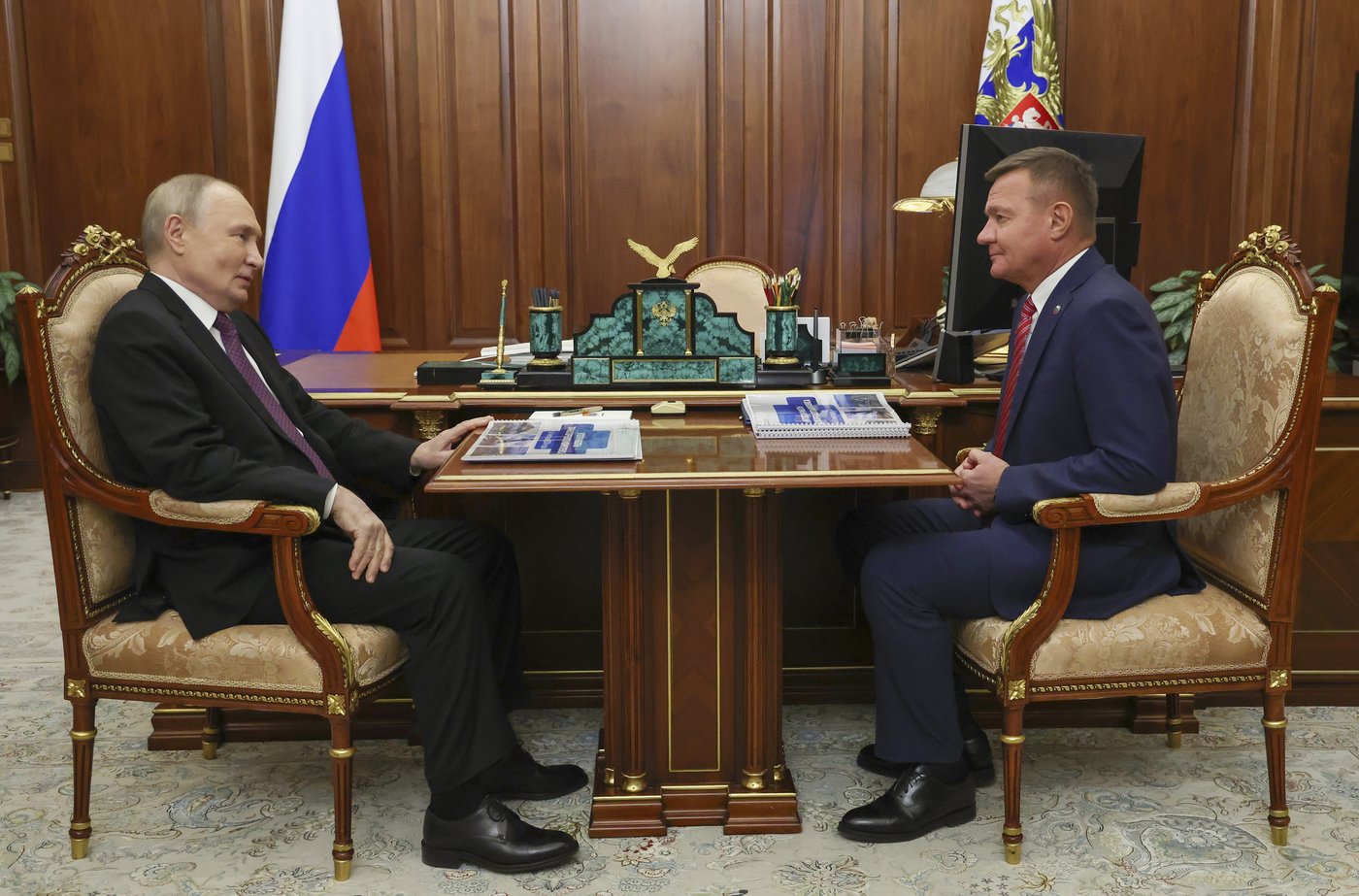 Russia's transportation minister found dead in what officials say was an apparent suicide | iNFOnews.ca