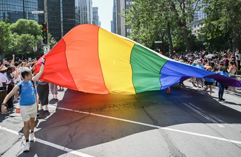 Pride celebrations take over downtown Montreal with parade | iNFOnews.ca