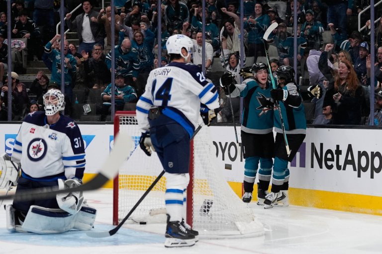 Sharks edge Jets 2-1 on Misa OT goal | iNFOnews.ca