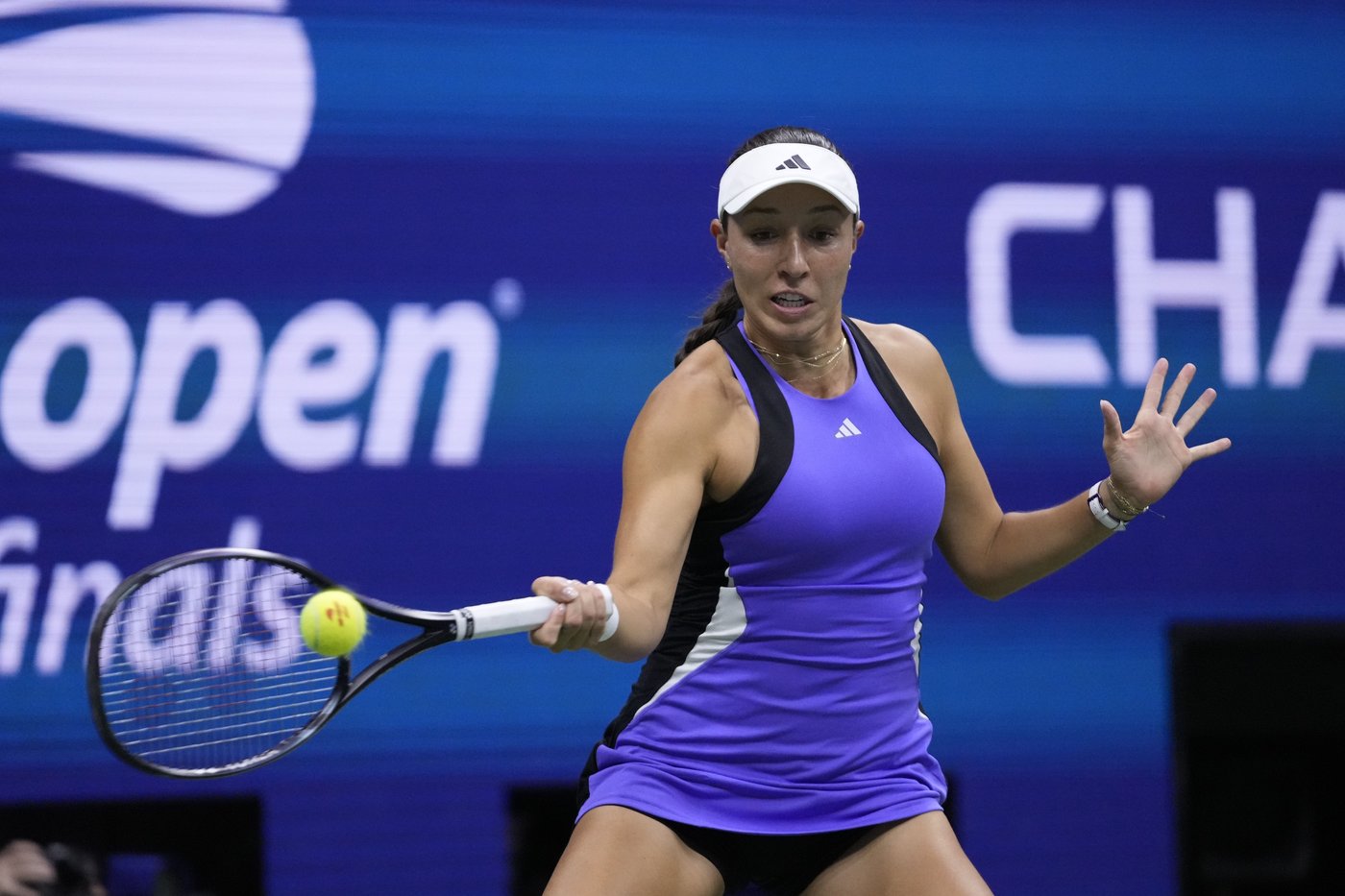 Pegula returns to New York after US Open breakthrough for MSG exhibition that includes Alcaraz | iNFOnews.ca
