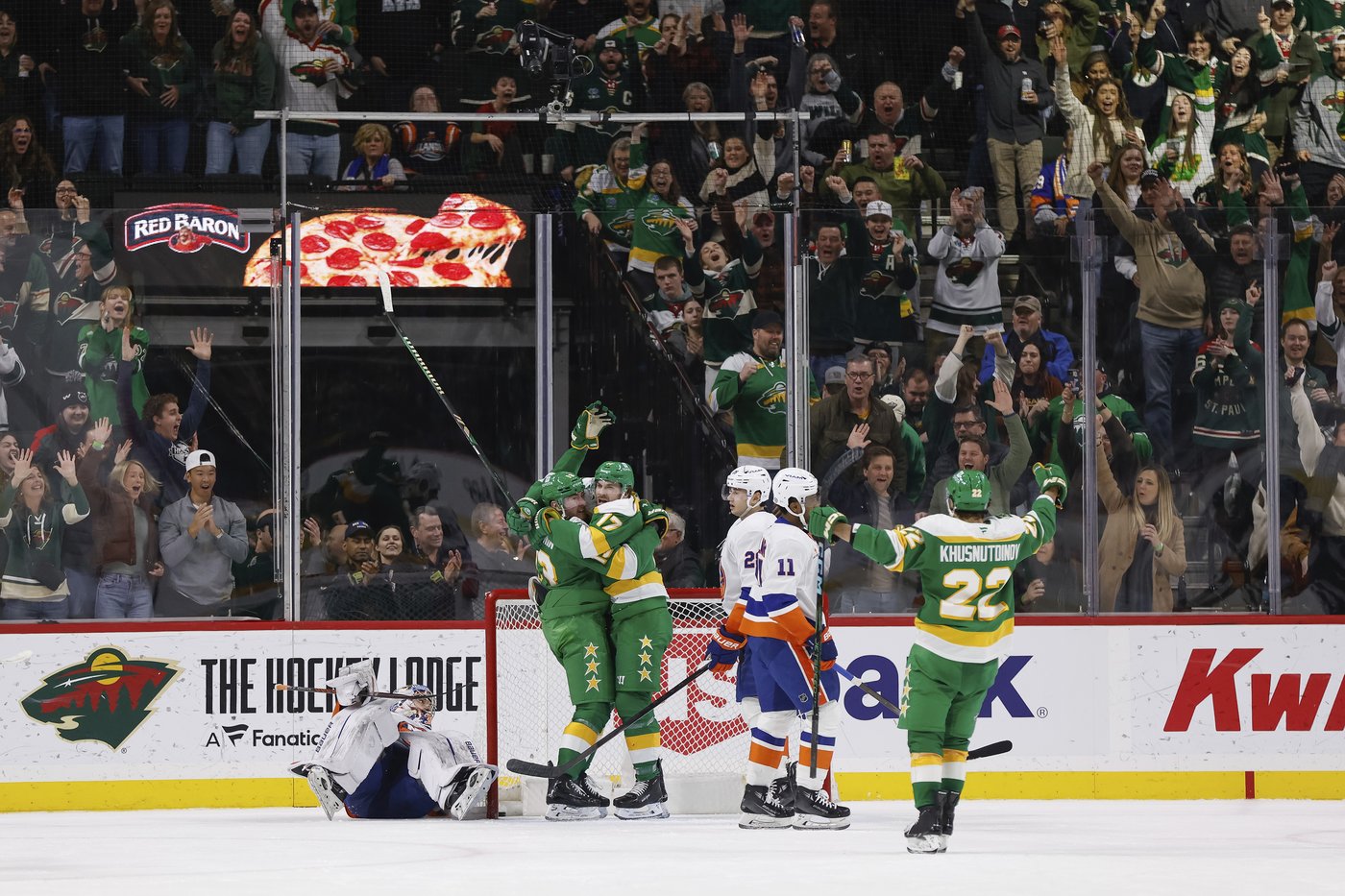 Boldy has 2 goals and assist as Wild score final 5 goals to beat Islanders 6-3 | iNFOnews.ca