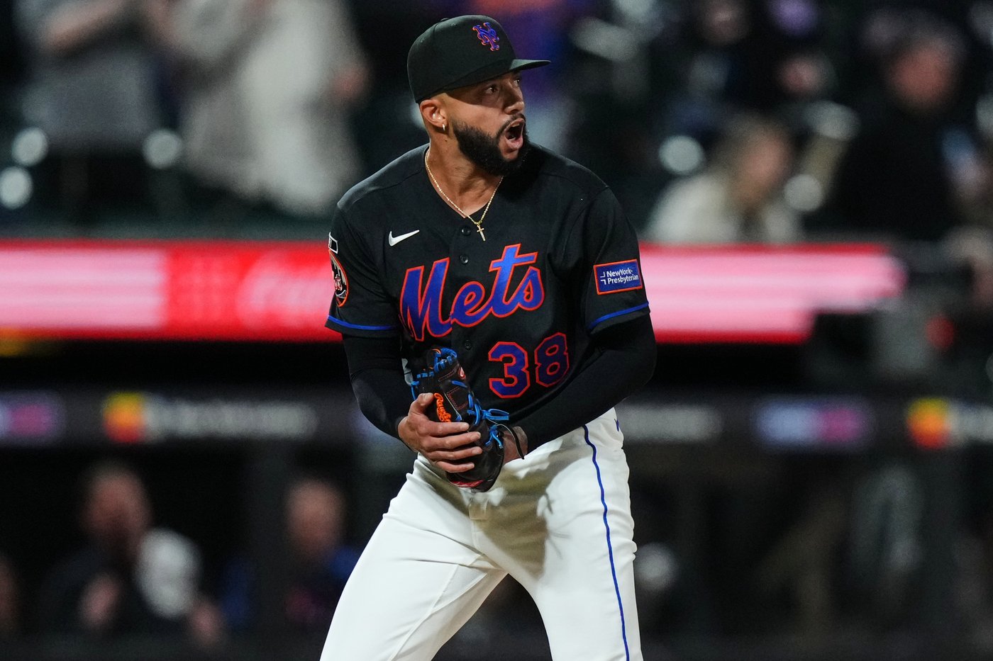 Mets survive bullpen mix-up after Bichette's 3-run double, beat Twins 10-8 for 2nd win in row | iNFOnews.ca