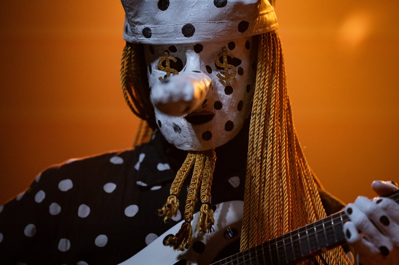 Angine de Poitrine makes Toronto debut with two shows, Jack White rocks polka dots for the occasion | iNFOnews.ca Angine de Poitrine makes Toronto debut with two shows, Jack White rocks polka dots for the occasion | iNFOnews.ca