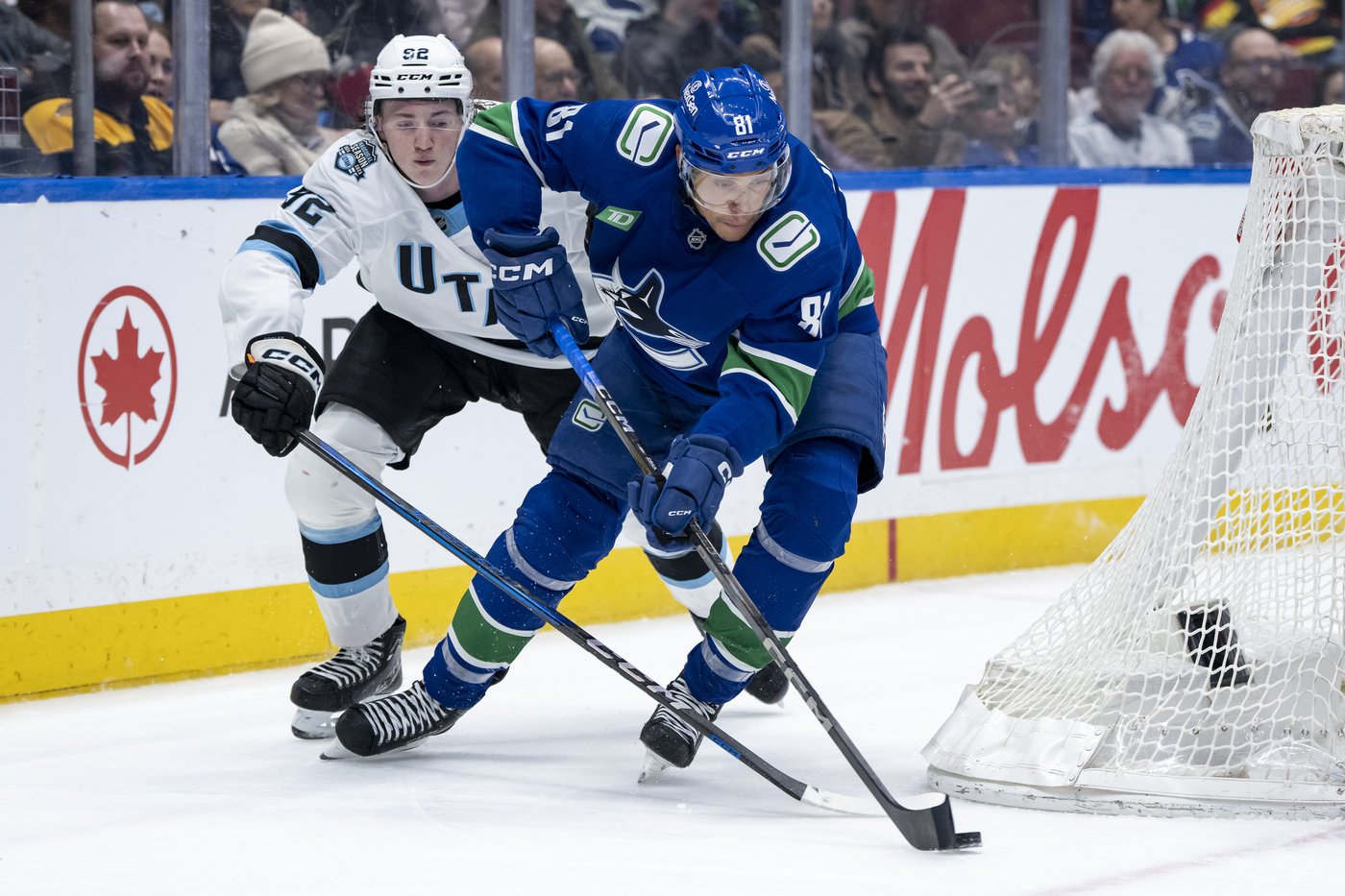 Maple Leafs acquire forward Dakota Joshua from Canucks for 2028 fourth-round pick | iNFOnews.ca Maple Leafs acquire forward Dakota Joshua from Canucks for 2028 fourth-round pick | iNFOnews.ca