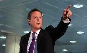 British Prime Minister Cameron implores Scots not to break his heart by leaving the UK | iNFOnews.ca CP29831548