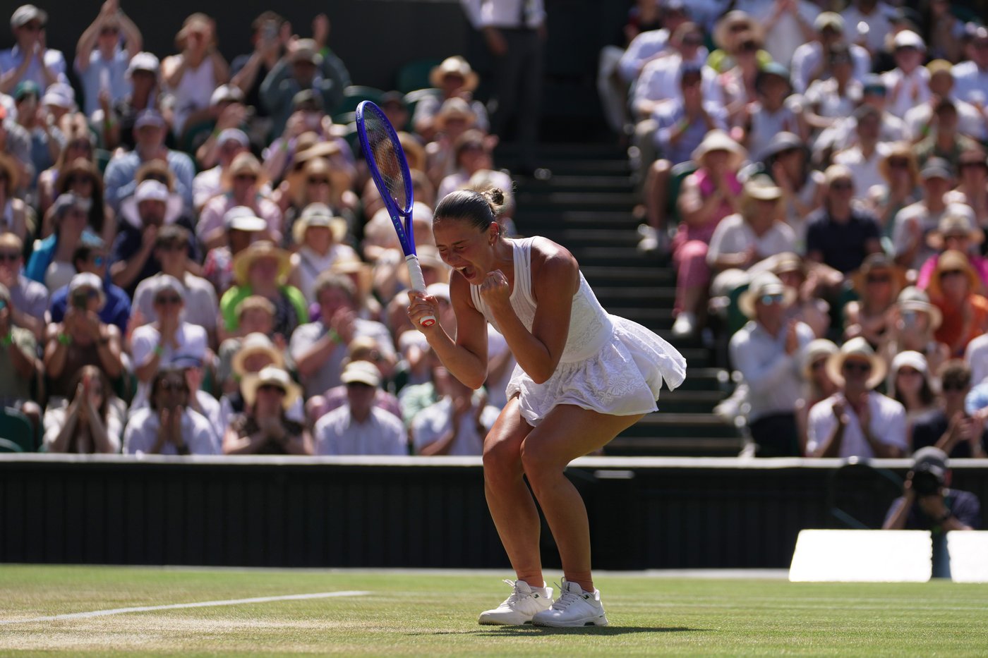 Ukraine's Kostyuk extends Wimbledon run as attacks hit Kyiv. She slams IOC decision on Russia | iNFOnews.ca