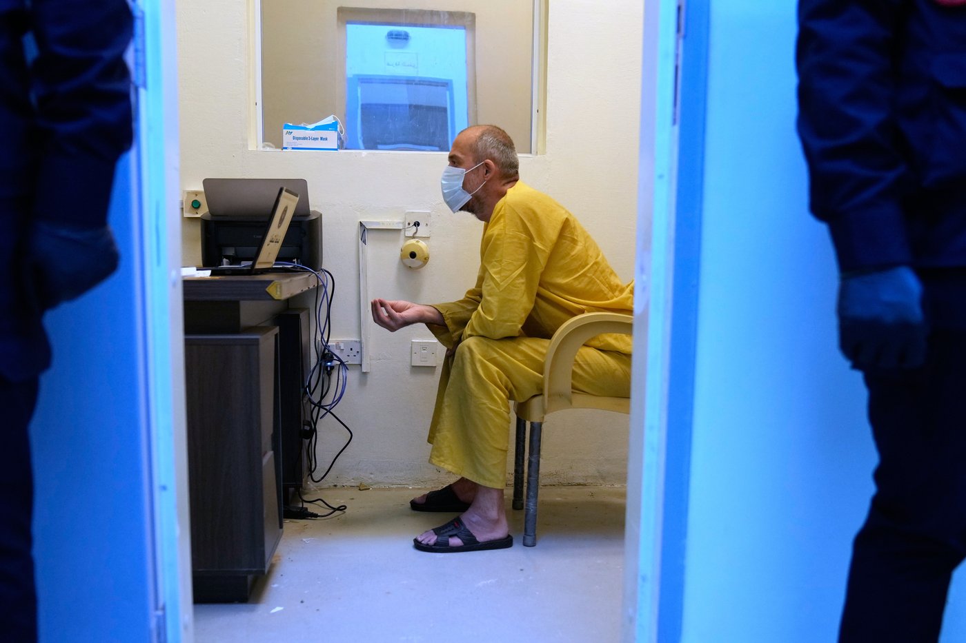 Photos of Islamic State suspects interrogated at Baghadad prison before trials | iNFOnews.ca