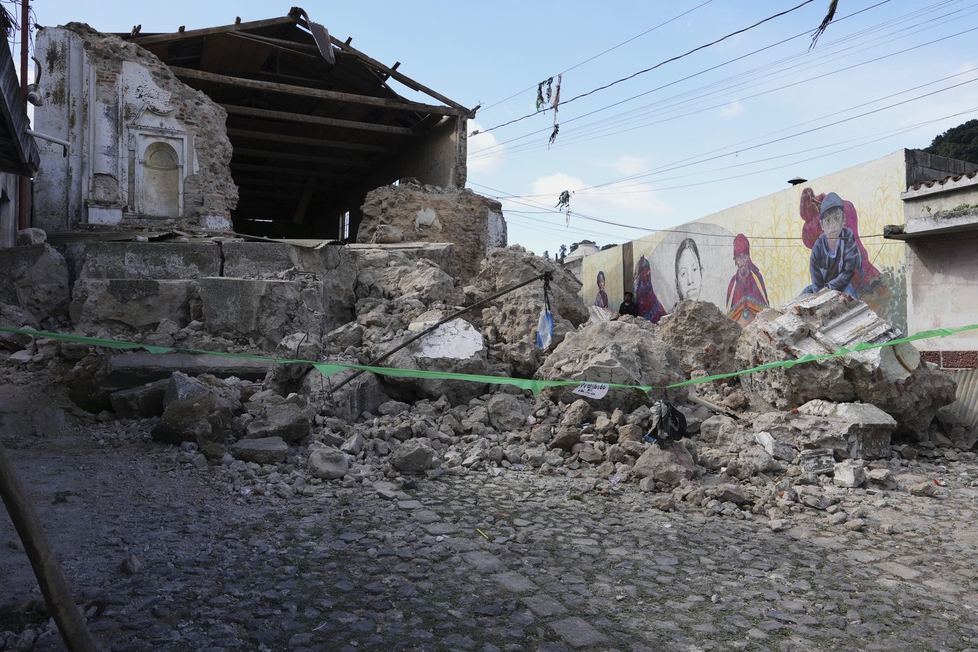 Death toll from dozens of earthquakes and aftershocks in Guatemala rises to 4 | iNFOnews.ca Death toll from dozens of earthquakes and aftershocks in Guatemala rises to 4 | iNFOnews.ca