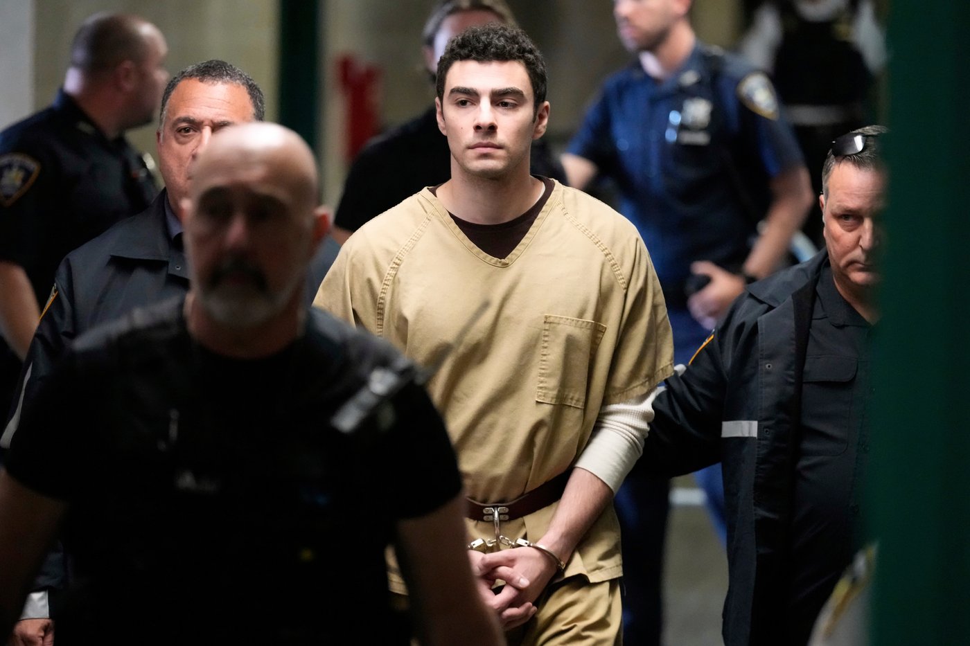 Luigi Mangione's trials delayed until September and October in killing of UnitedHealthcare CEO | iNFOnews.ca