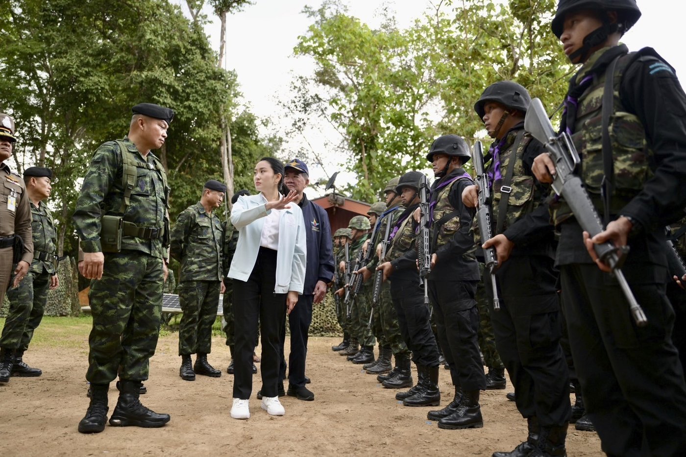 Thai prime minister visits border with Cambodia after leaked conversation triggers resignation calls | iNFOnews.ca