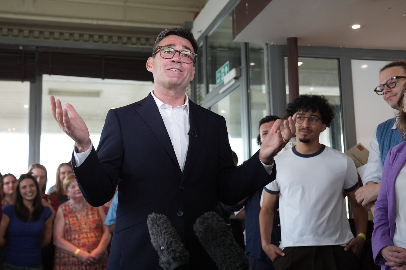'King of the North' Andy Burnham went from Manchester mayor to Britain's new leader | iNFOnews.ca 'King of the North' Andy Burnham went from Manchester mayor to Britain's new leader | iNFOnews.ca