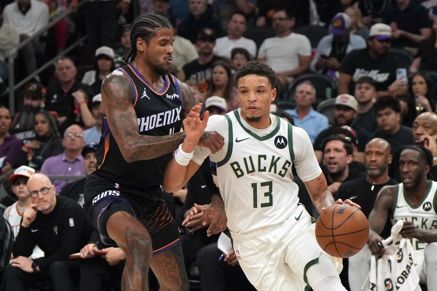 Ryan Rollins scores 26 points for Bucks in 108-105 win, sending Suns to 5th straight loss | iNFOnews.ca