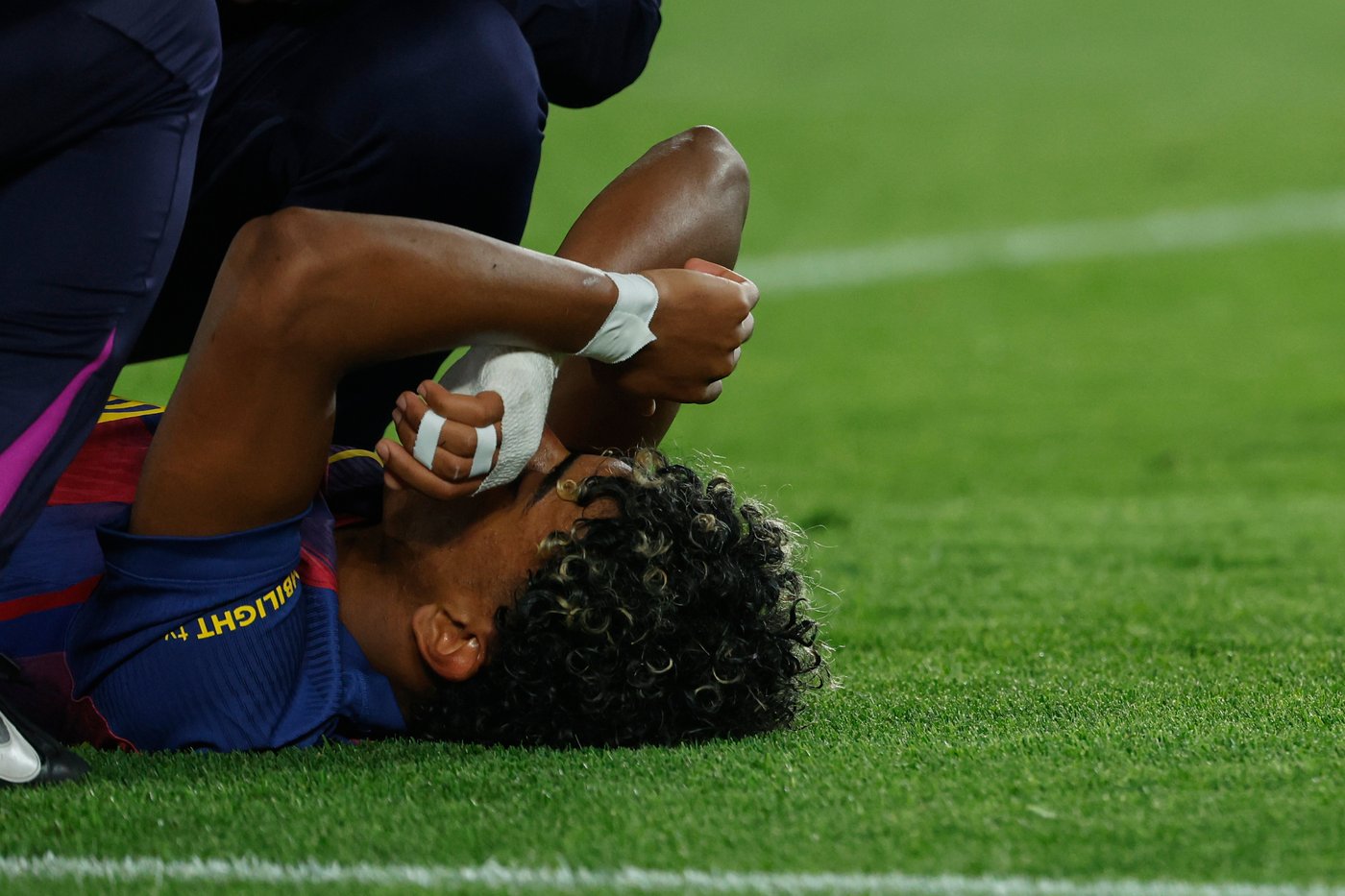 World Cup worry as Lamine Yamal injured while converting penalty in Barcelona's win over Celta Vigo | iNFOnews.ca
