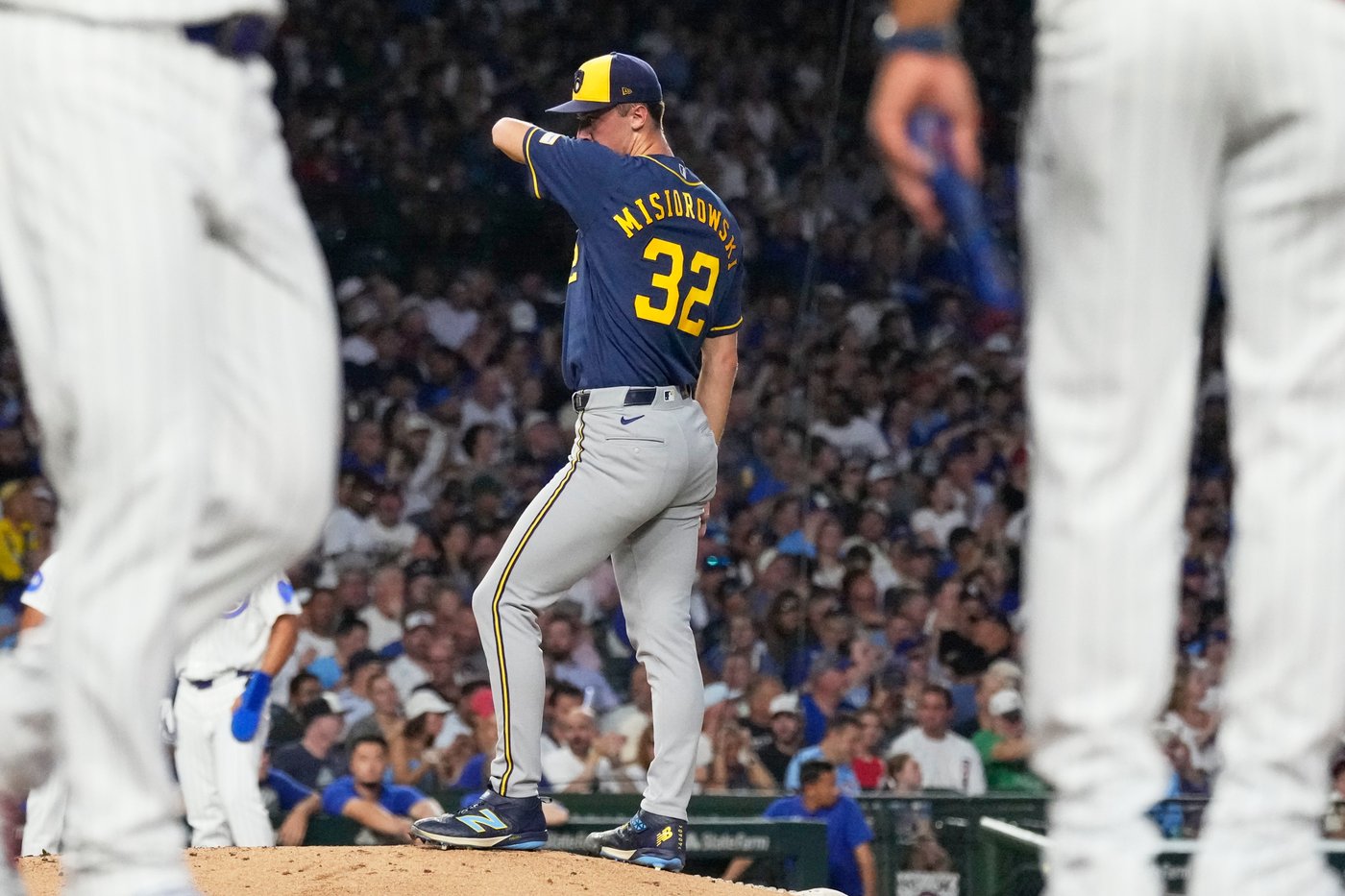 Brewers' Jacob Misiorowski matches career worsts in runs allowed and walks in rough start vs. Cubs | iNFOnews.ca Brewers' Jacob Misiorowski matches career worsts in runs allowed and walks in rough start vs. Cubs | iNFOnews.ca