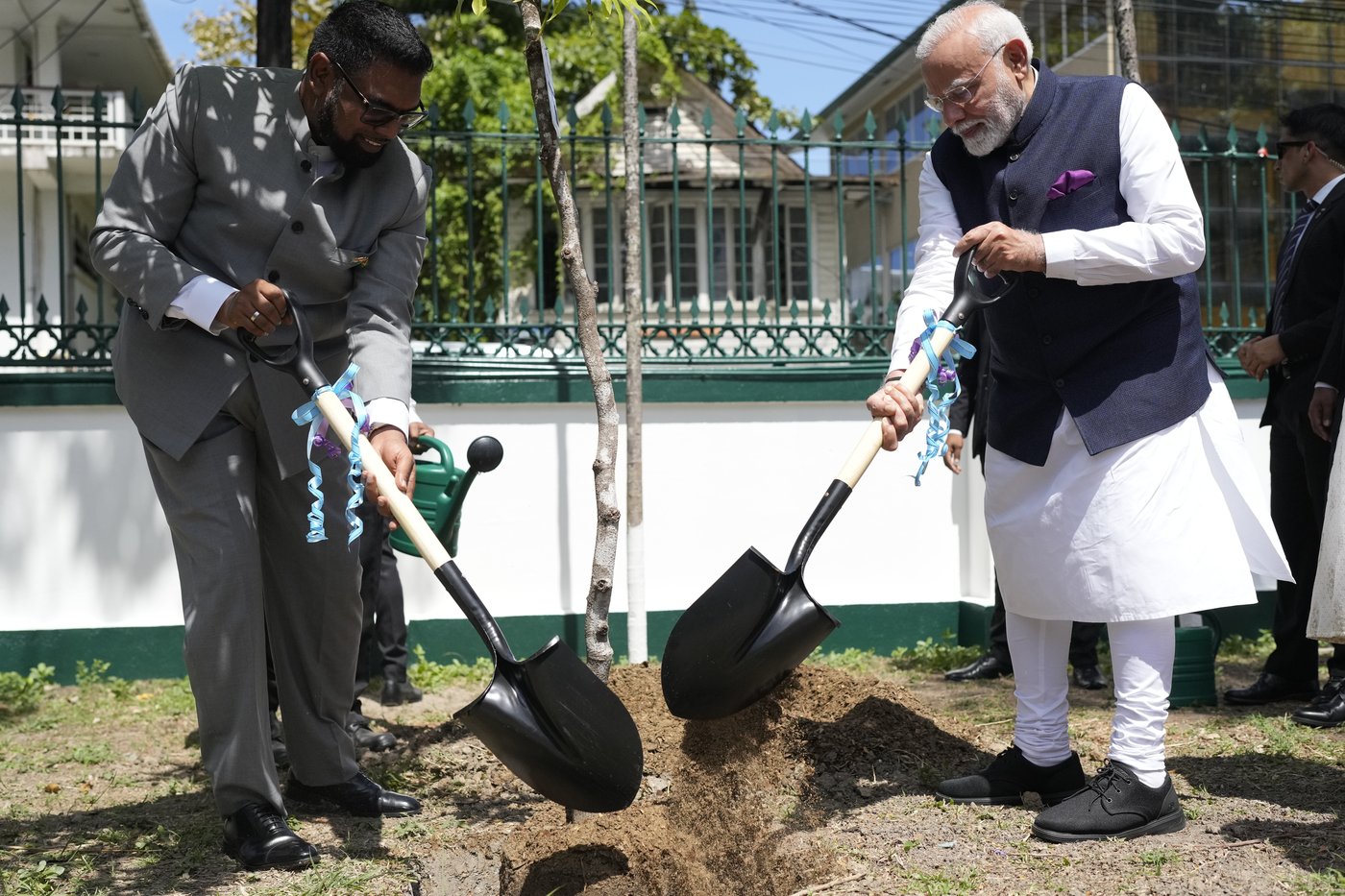 India's prime minister meets with Caribbean leaders in Guyana with security in mind | iNFOnews.ca