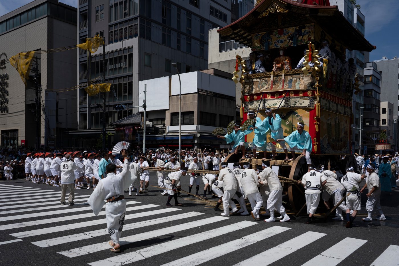 A centuries-old festival in Japan brings Shinto traditions and towering floats to the streets | iNFOnews.ca A centuries-old festival in Japan brings Shinto traditions and towering floats to the streets | iNFOnews.ca