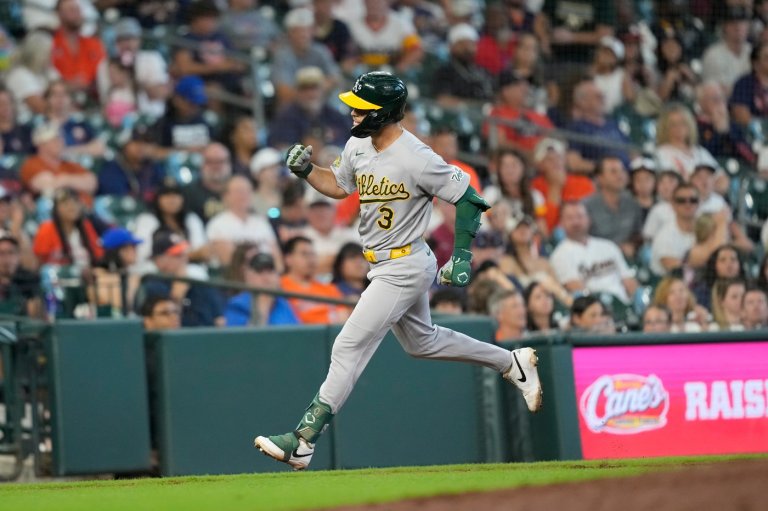 Muncy's solo homer caps off A's rally as Oakland beats Houston 7-6 | iNFOnews.ca