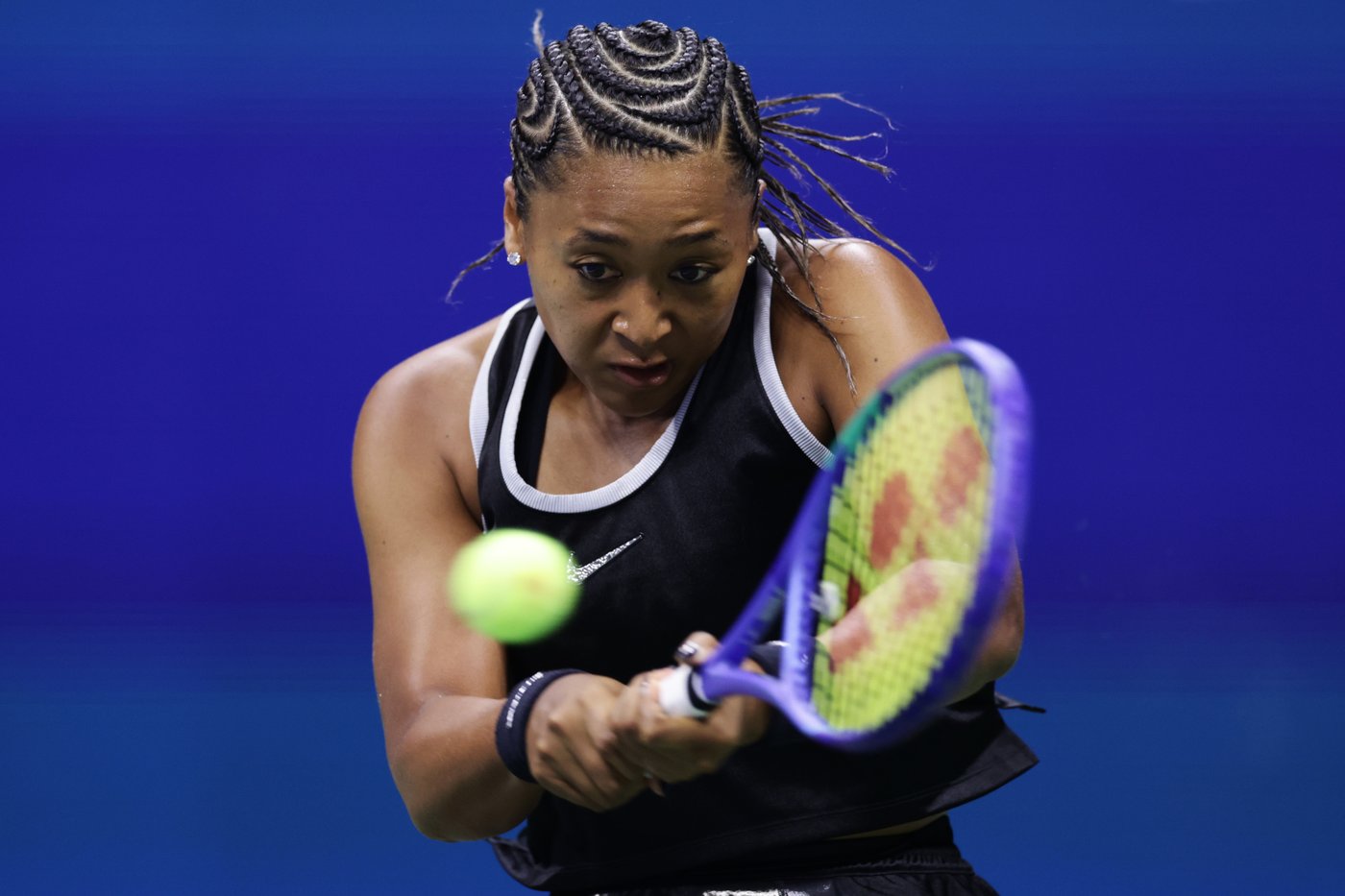 Naomi Osaka's US Open look channels Allen Iverson with gray hoodie and hair in cornrows | iNFOnews.ca Naomi Osaka's US Open look channels Allen Iverson with gray hoodie and hair in cornrows | iNFOnews.ca