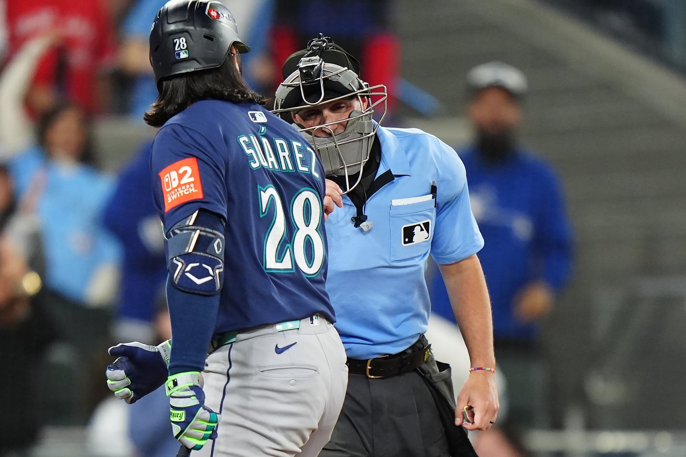 Photo Gallery: Blue Jays advance to World Series with 4-3 win over the Mariners | iNFOnews.ca