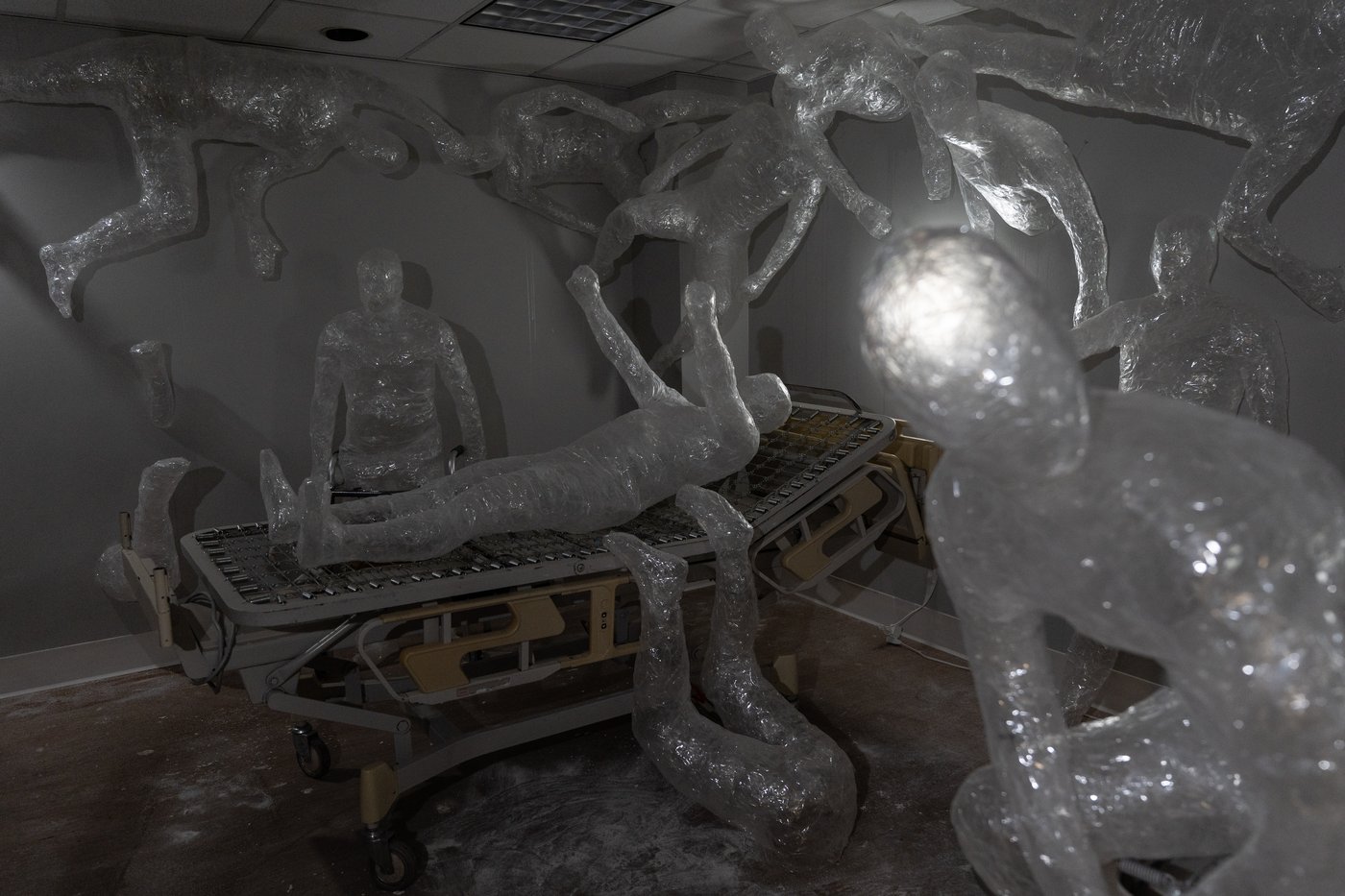 How artists transformed a former hospital in Los Angeles to examine human emotions | iNFOnews.ca How artists transformed a former hospital in Los Angeles to examine human emotions | iNFOnews.ca