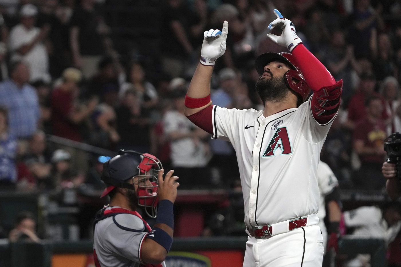 Diamondbacks beat Nationals 3-1 but lose starting pitcher Corbin Burnes to possible injury | iNFOnews.ca