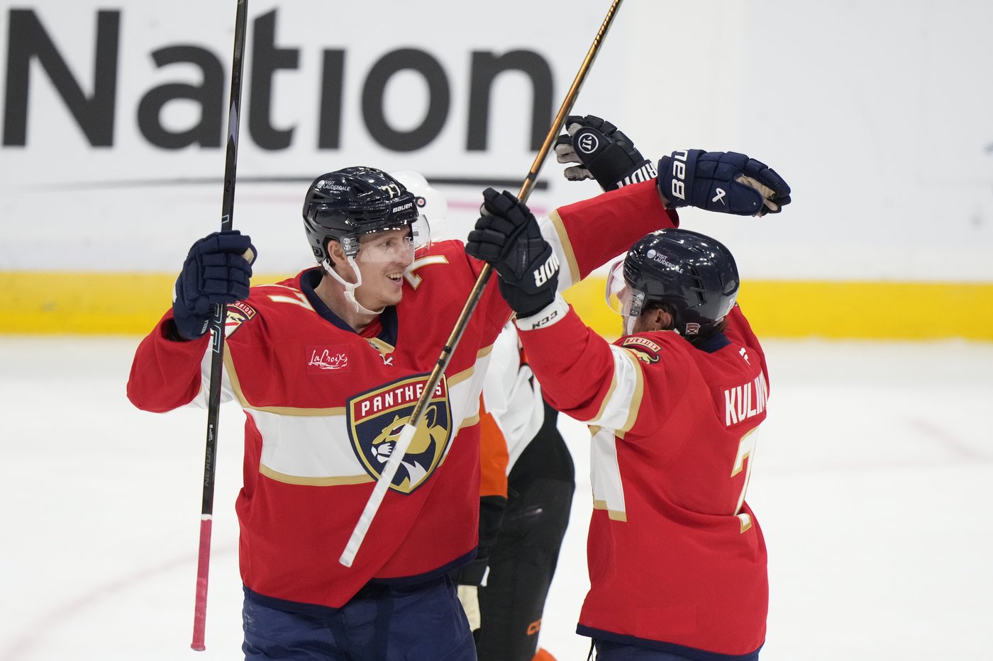 Rodrigues gets deciding goal in shootout as Panthers beat Flyers 4-3 for 7th straight win | iNFOnews.ca