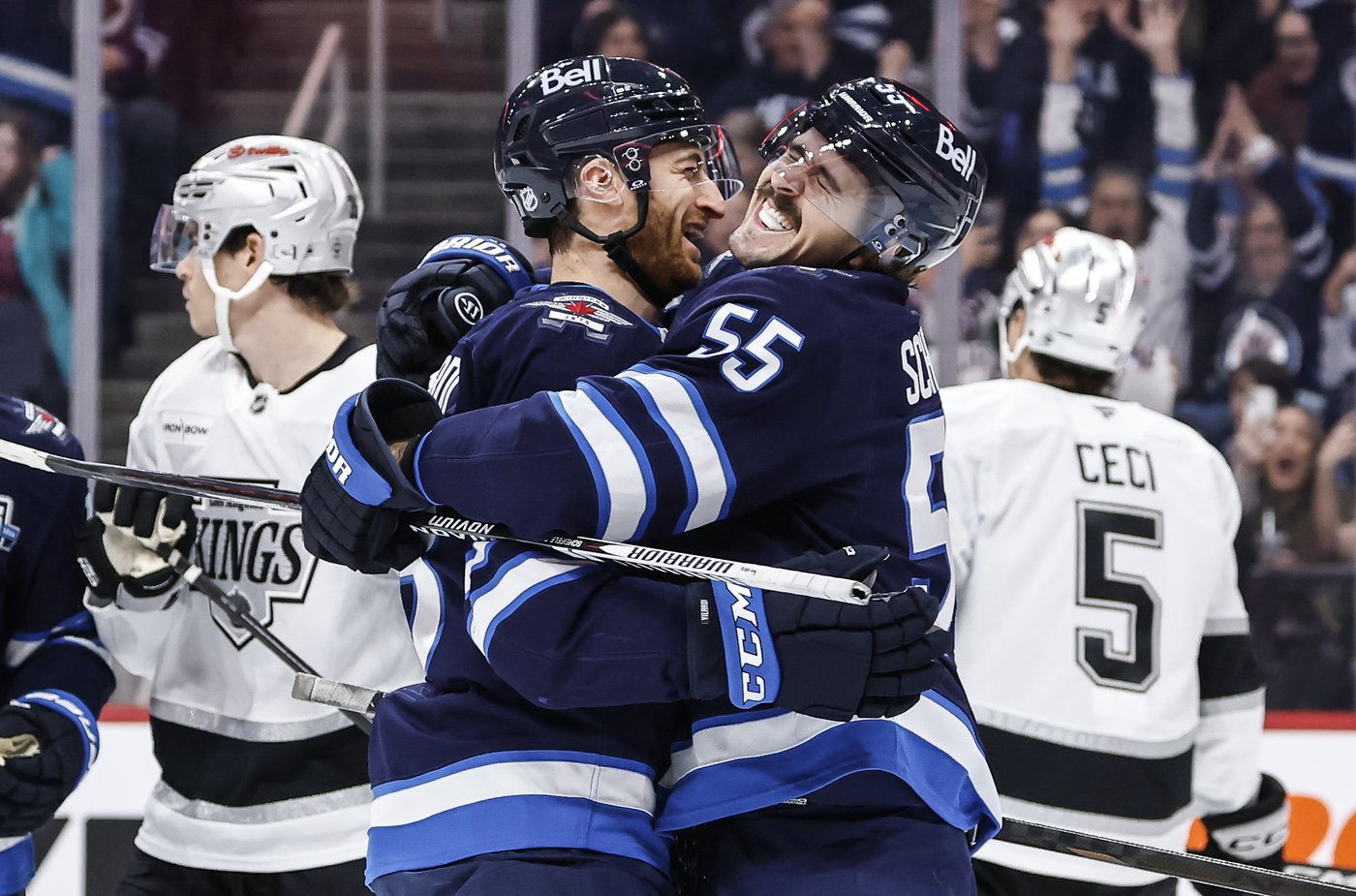 Scheifele scores twice in Jets' 5-1 win over Kings to end 11-game losing streak | iNFOnews.ca