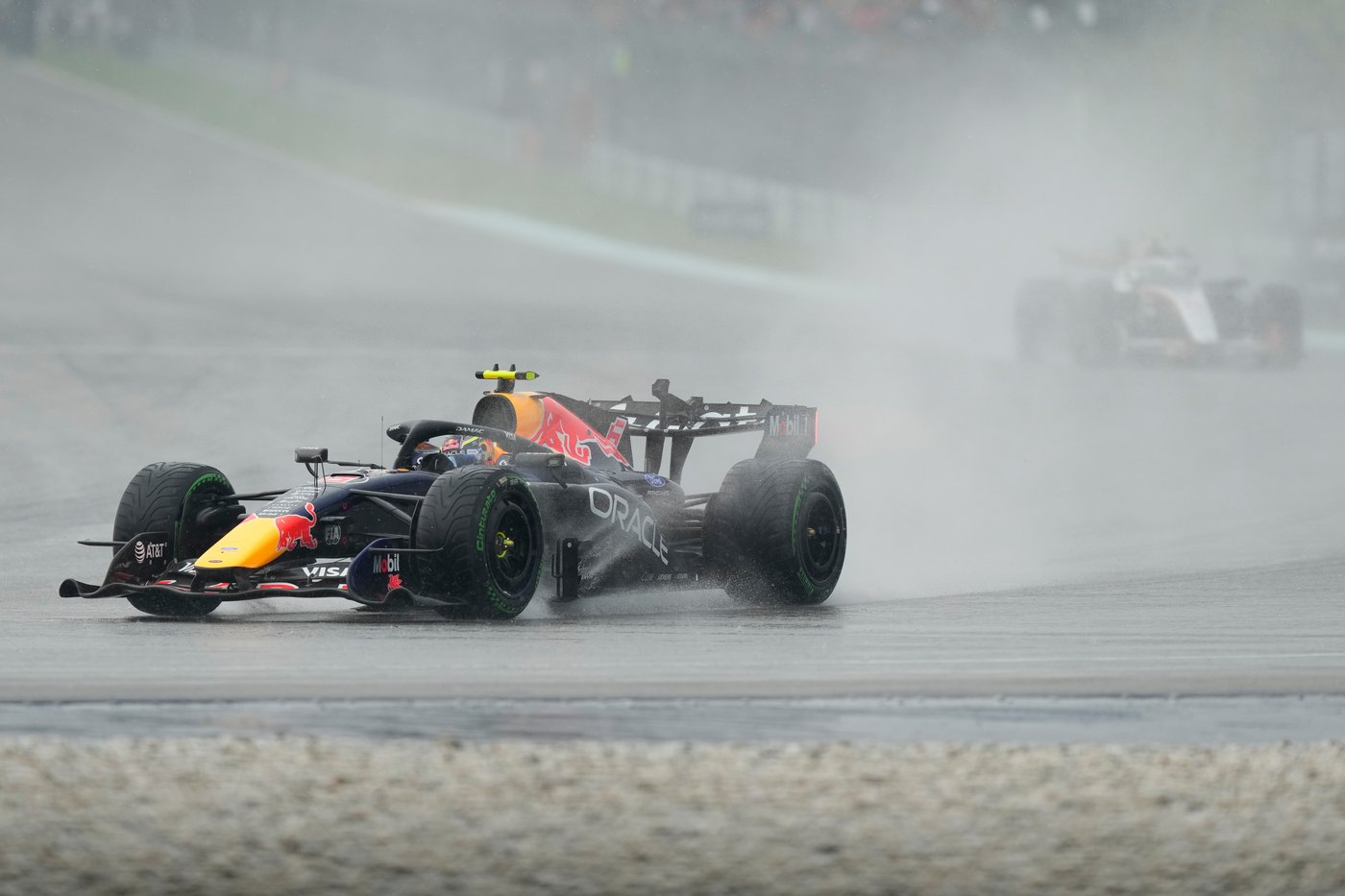 Verstappen wants a 'lesson learned' after software issues in F1 cars delay race start | iNwheels