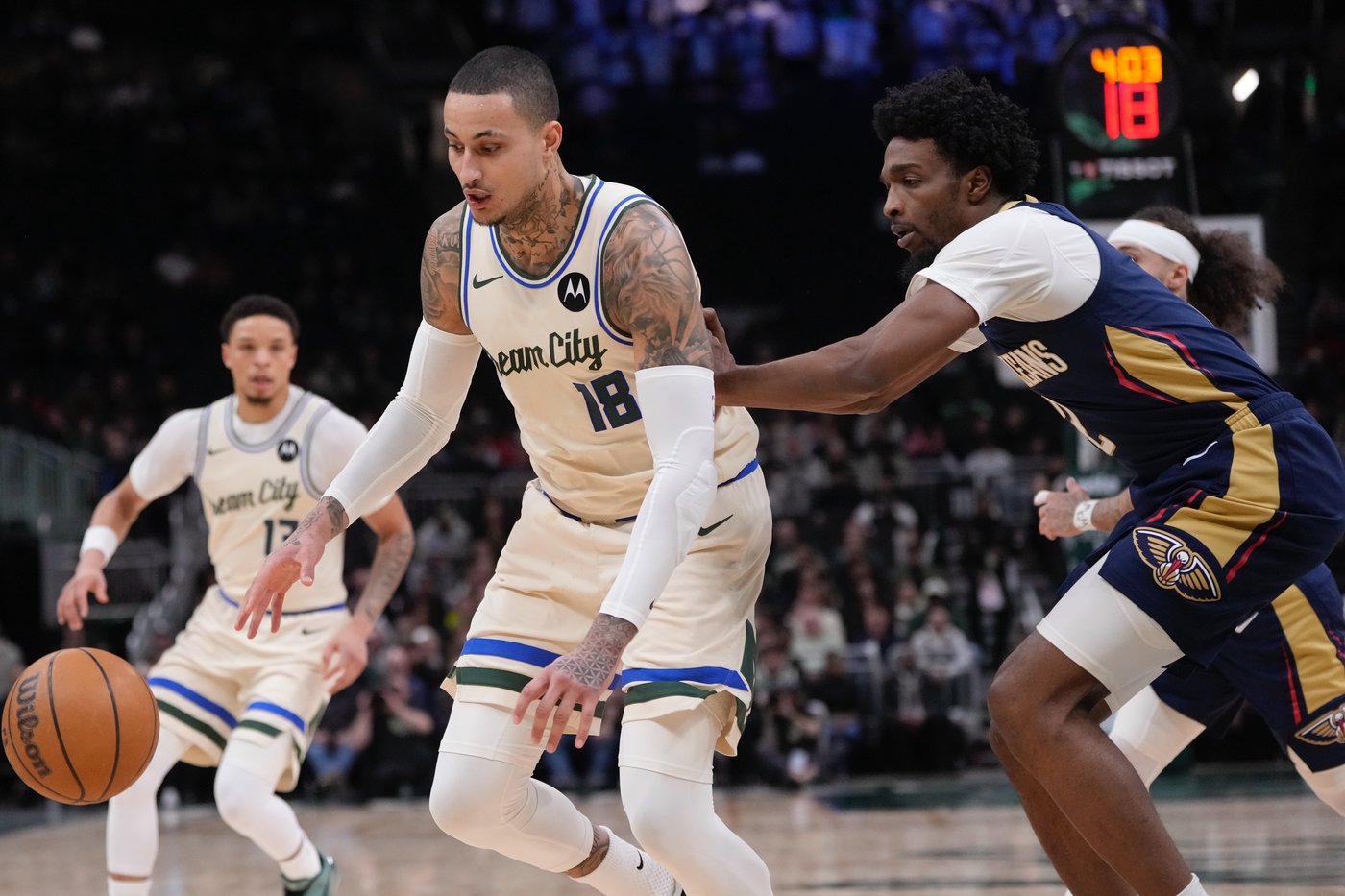 Bucks overcome a 44-point game by Trey Murphy III and beat Pelicans 141-137 in OT | iNFOnews.ca
