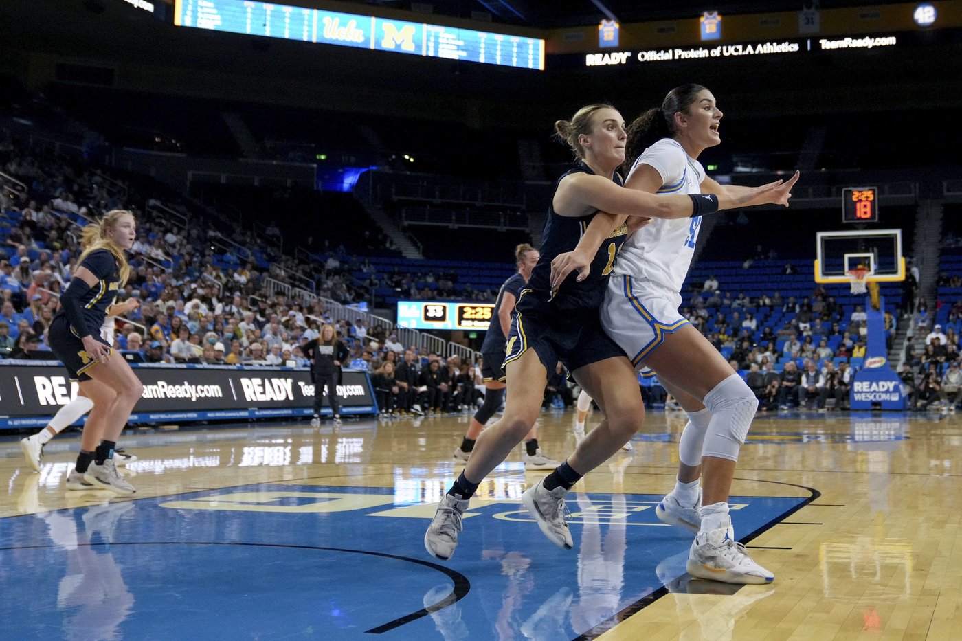 Rice's double-double helps No. 1 UCLA beat Michigan 86-70, complete sweep of 1st Big Ten homestand | iNFOnews.ca Rice's double-double helps No. 1 UCLA beat Michigan 86-70, complete sweep of 1st Big Ten homestand | iNFOnews.ca