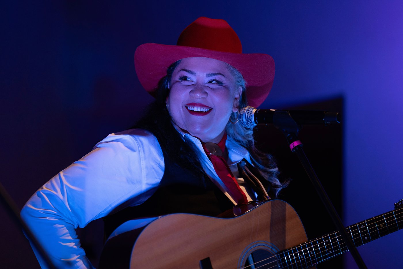 A Mexican musician uses a contentious genre to sing of women imprisoned for killing their abusers | iNFOnews.ca A Mexican musician uses a contentious genre to sing of women imprisoned for killing their abusers | iNFOnews.ca
