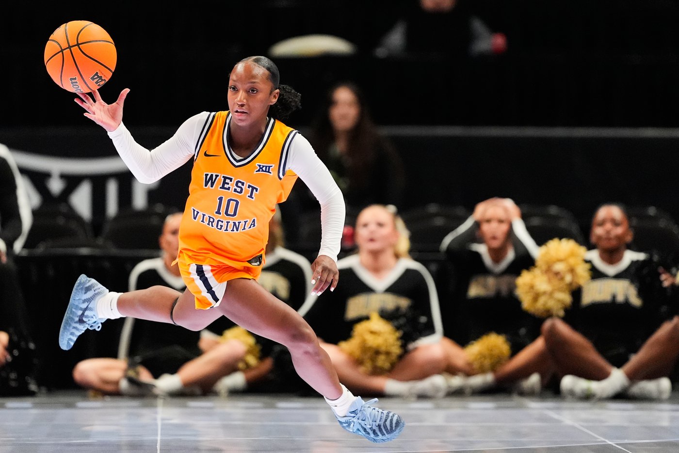 Gia Cooke hits clutch 3-pointer and No. 15 West Virginia women land in Big 12 Tournament title game | iNFOnews.ca Gia Cooke hits clutch 3-pointer and No. 15 West Virginia women land in Big 12 Tournament title game | iNFOnews.ca