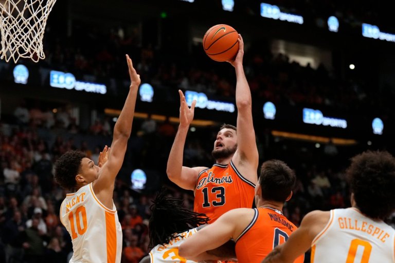 No. 14 Illinois beats No. 13 Tennessee 75-62 in Music City Madness | iNFOnews.ca
