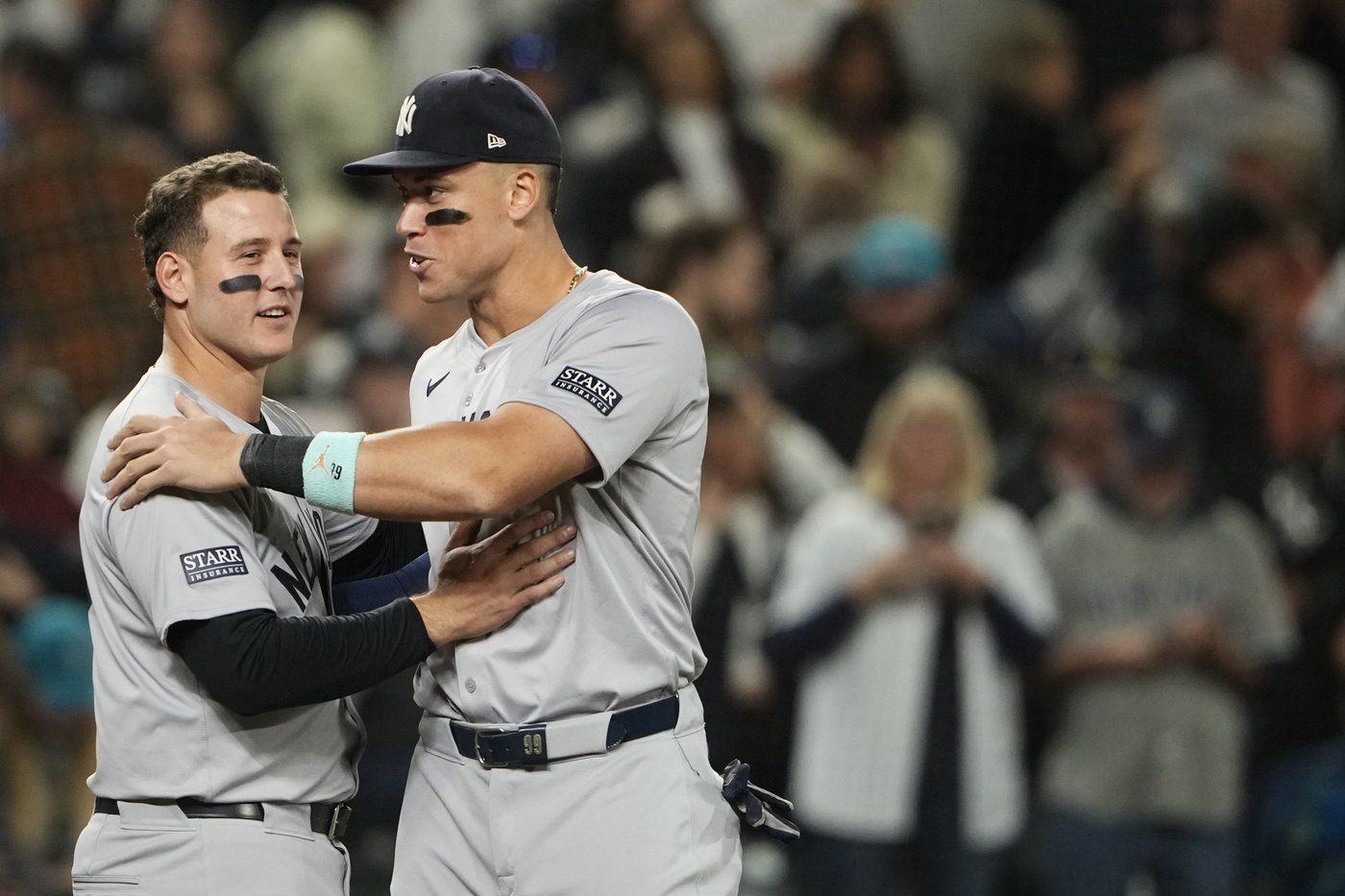 Rizzo drives in 2 runs as Yankees earn playoff berth with 2-1 win over Mariners in 10 innings | iNFOnews.ca