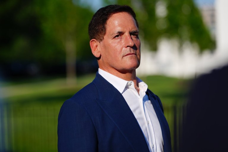 Mark Cuban accuses Mavericks owners of freezing him out in proposed arena move, newspaper reports | iNFOnews.ca