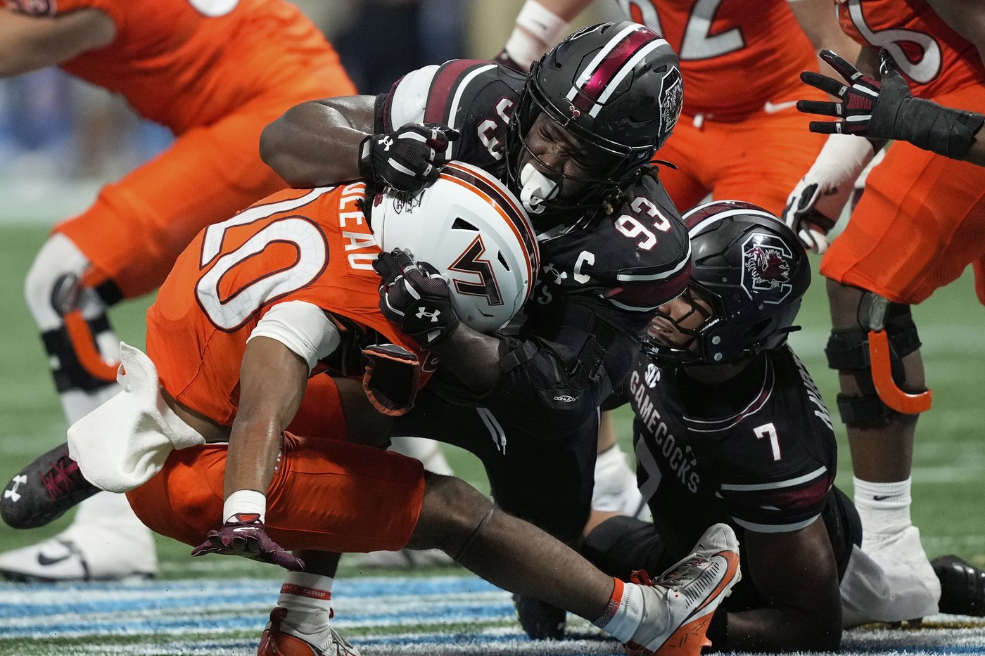 No. 13 South Carolina plays 'Beamerball' to perfection to beat Virginia Tech 24-11 in opener | iNFOnews.ca No. 13 South Carolina plays 'Beamerball' to perfection to beat Virginia Tech 24-11 in opener | iNFOnews.ca