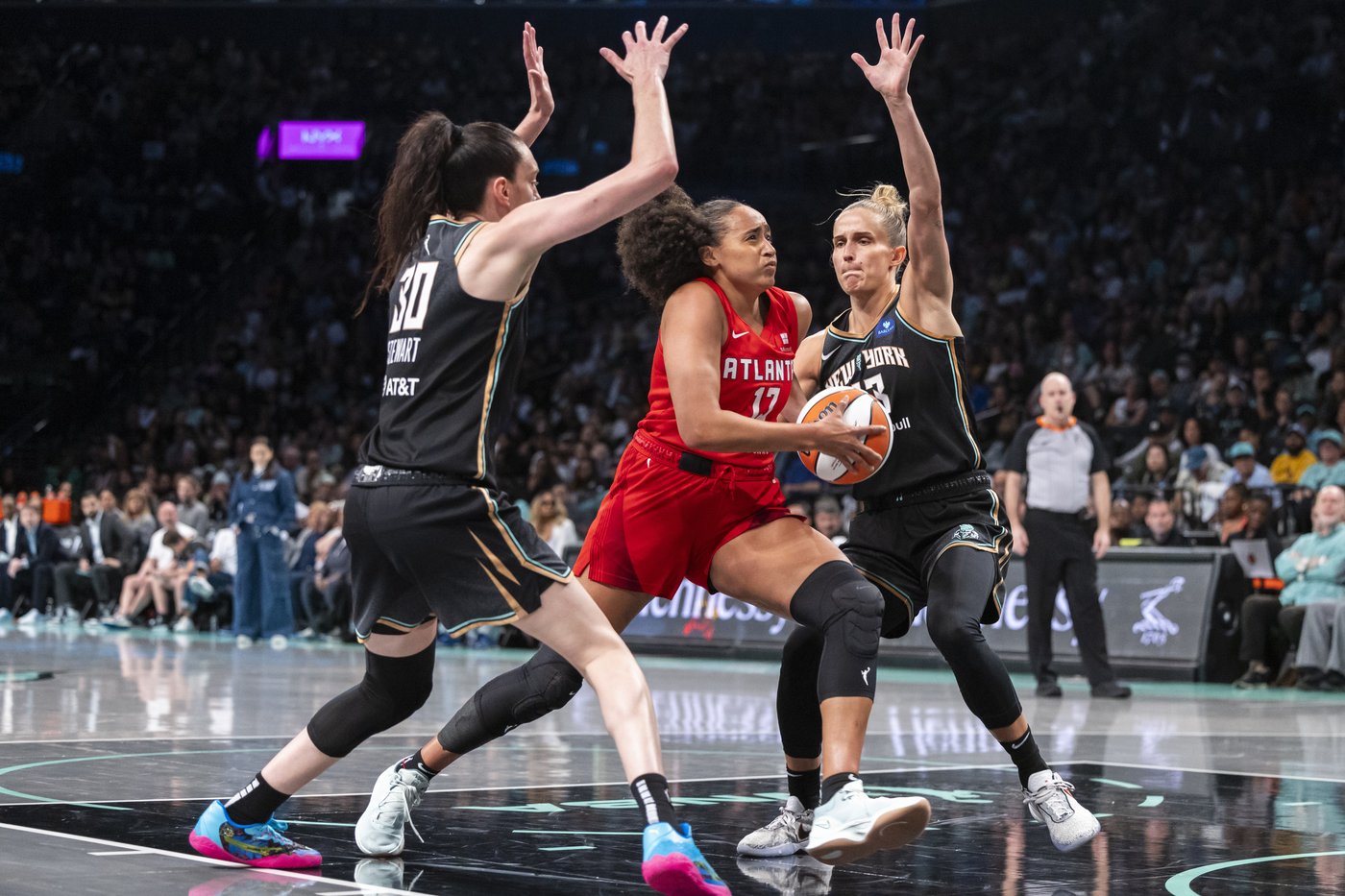 Leonie Fiebich scores a career-high 21 and the Liberty beat the Dream 83-69 in Game 1 | iNFOnews.ca Leonie Fiebich scores a career-high 21 and the Liberty beat the Dream 83-69 in Game 1 | iNFOnews.ca
