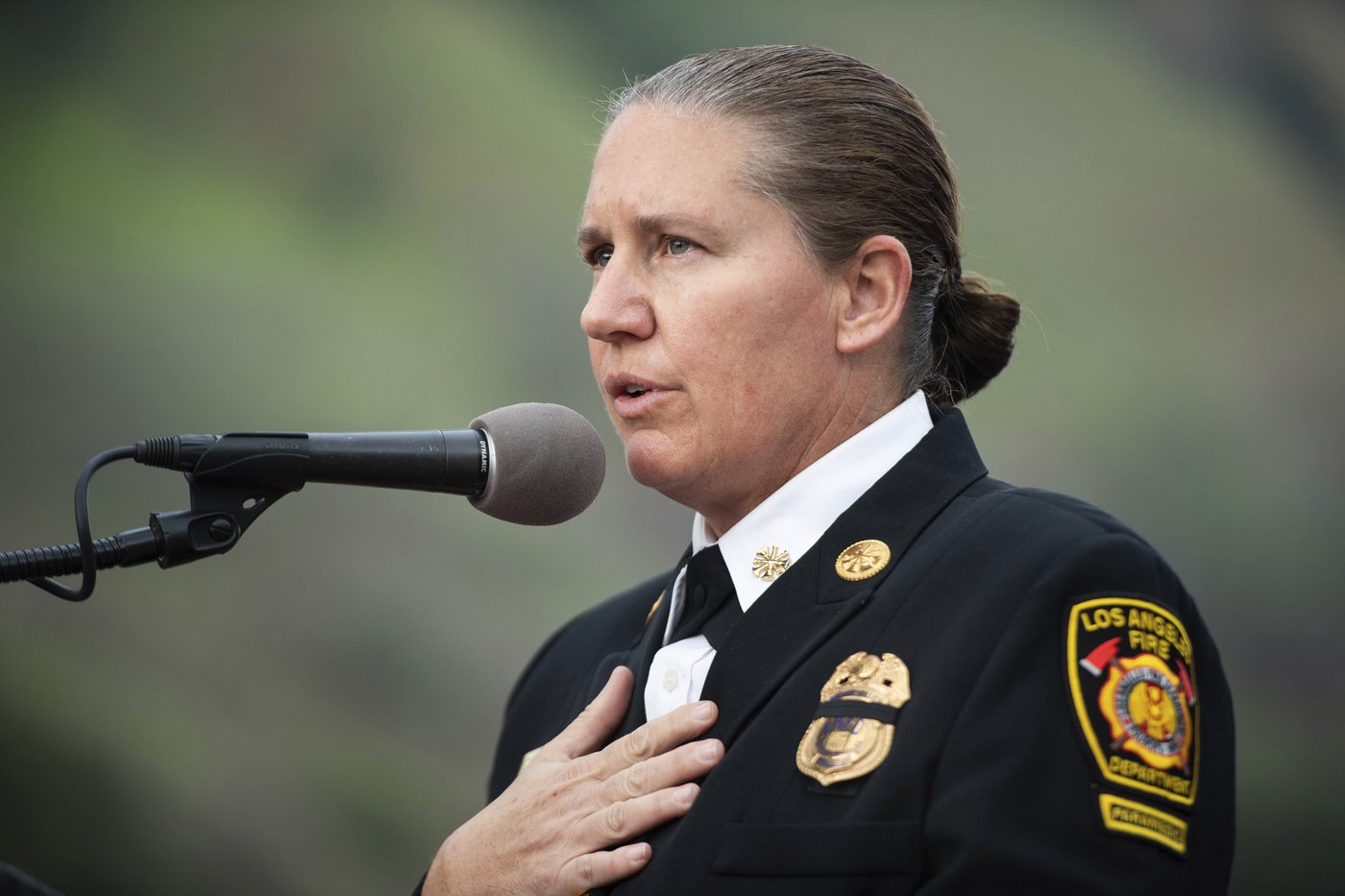LA's fire chief is at the center of a public spat with City Hall as wildfires rage | iNFOnews.ca
