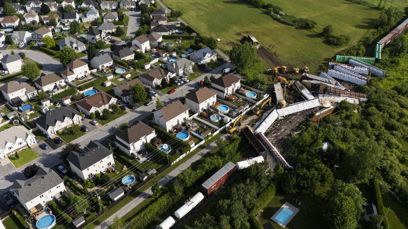 CN Rail says safety is top priority as service resumes after Quebec train derailment | iNFOnews.ca
