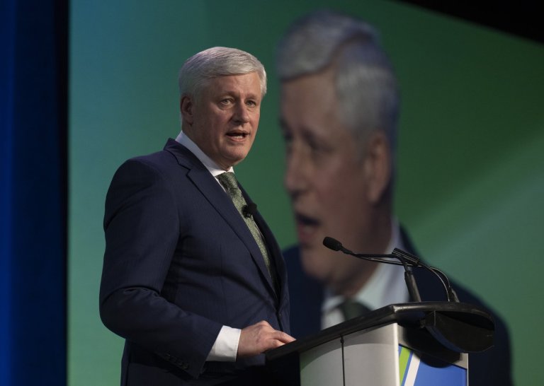 Stephen Harper's official portrait to be unveiled today | iNFOnews.ca