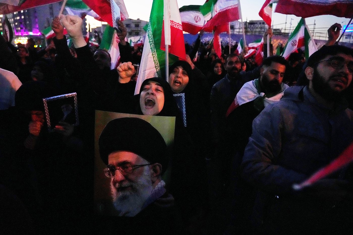 Photos from inside Iran as strikes boom across the capital, Tehran, for a third day | iNFOnews.ca