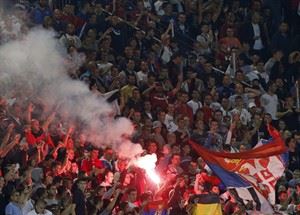Serbia vs Albania qualifier abandoned after drone flies banner, causes scuffles among players | iNFOnews.ca CP30283122