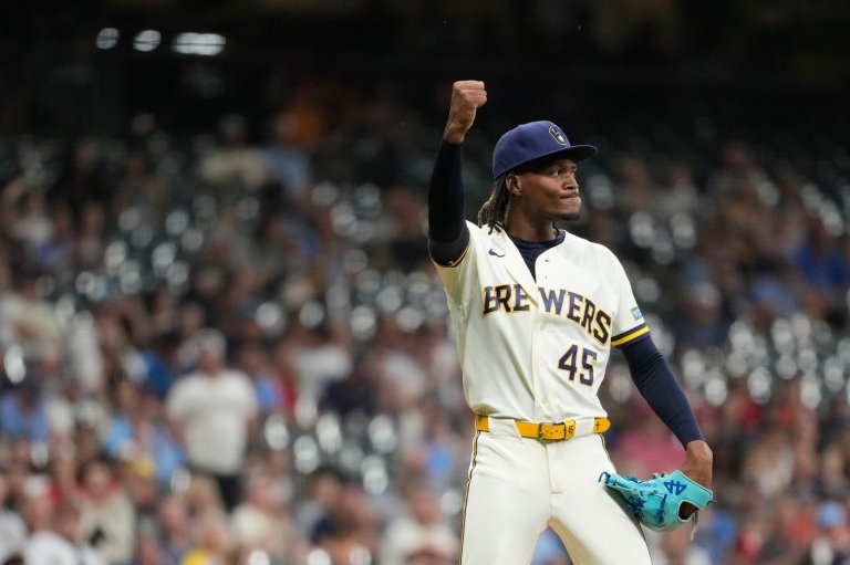 Brewers manager Murphy calls Uribe's mound antics unacceptable | iNFOnews.ca