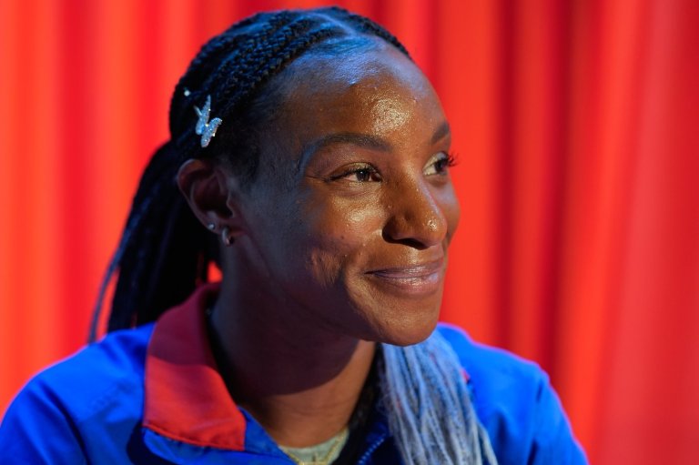 US star Crystal Dunn announces retirement from soccer at age 33 | iNFOnews.ca