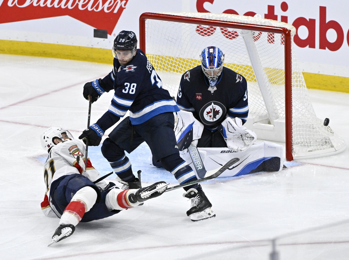 Skidding Jets blame mental errors, lack of offence for sixth straight loss | iNFOnews.ca Skidding Jets blame mental errors, lack of offence for sixth straight loss | iNFOnews.ca